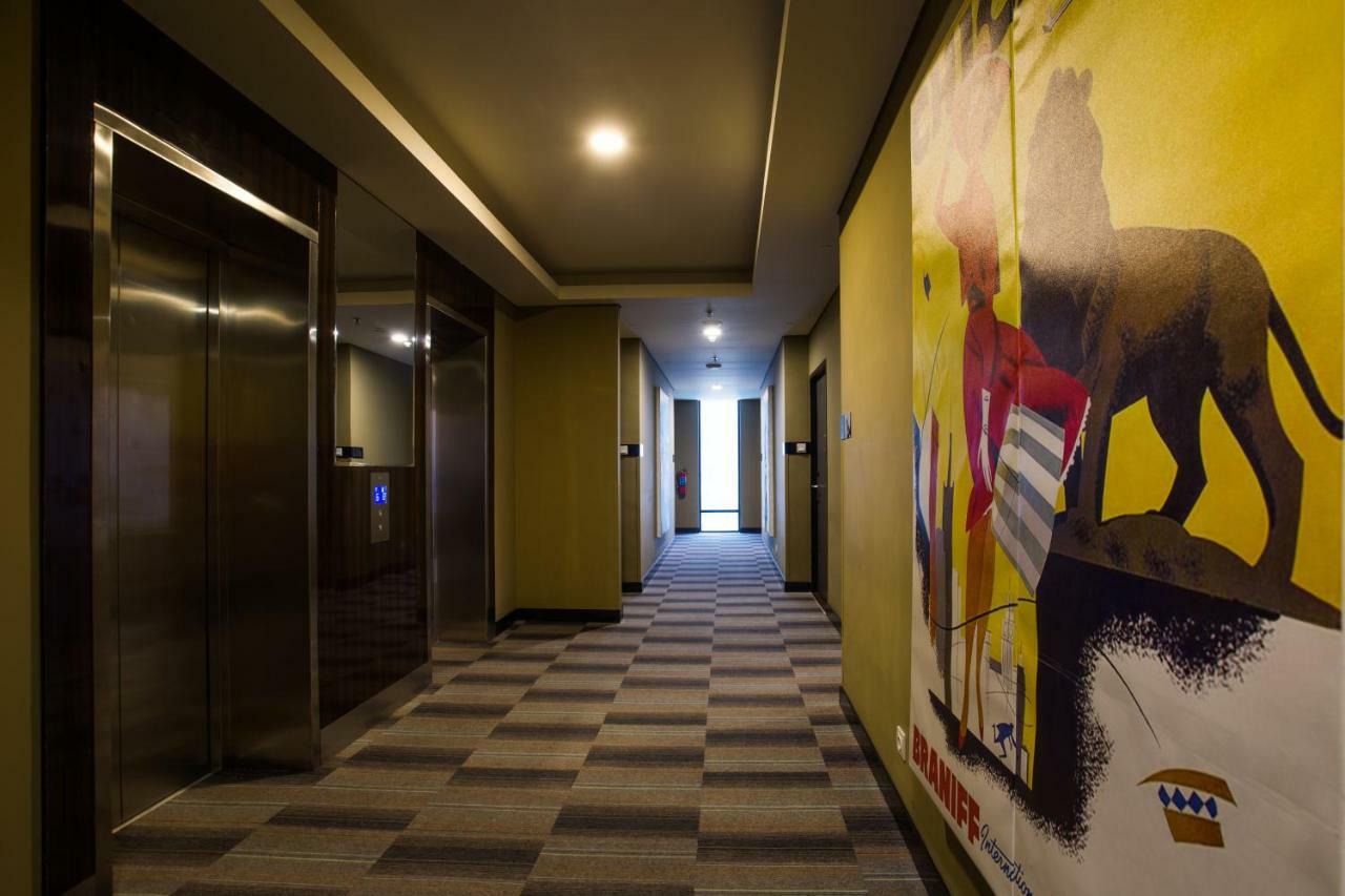 Liberty Hotel Thamrin Jakarta Exterior foto